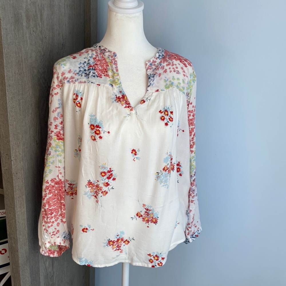 NWT Lucky floral peasant blouse. 3/4 sleeve, lightweight, boho style. Size L.